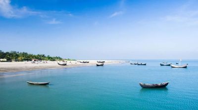 টেকনাফ-সেন্টমার্টিন নৌপথে সবধরনের ট্রলার চলাচল বন্ধ
