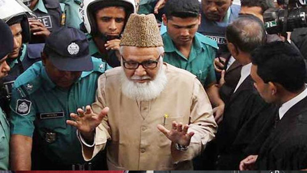১০ ট্রাক অস্ত্র মামলা: জামায়াতের প্রয়াত আমিরকে মৃত্যুদণ্ড ও অর্থদণ্ড থেকে খালাস