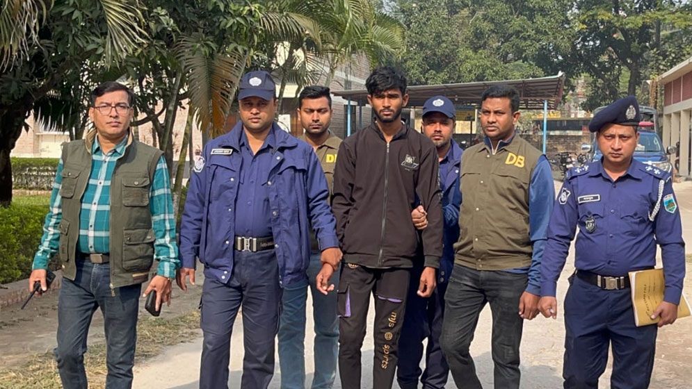 পাবনায় শিশু কল্পনা হত্যার রহস্য উদঘাটন, আসামি গ্রেপ্তার