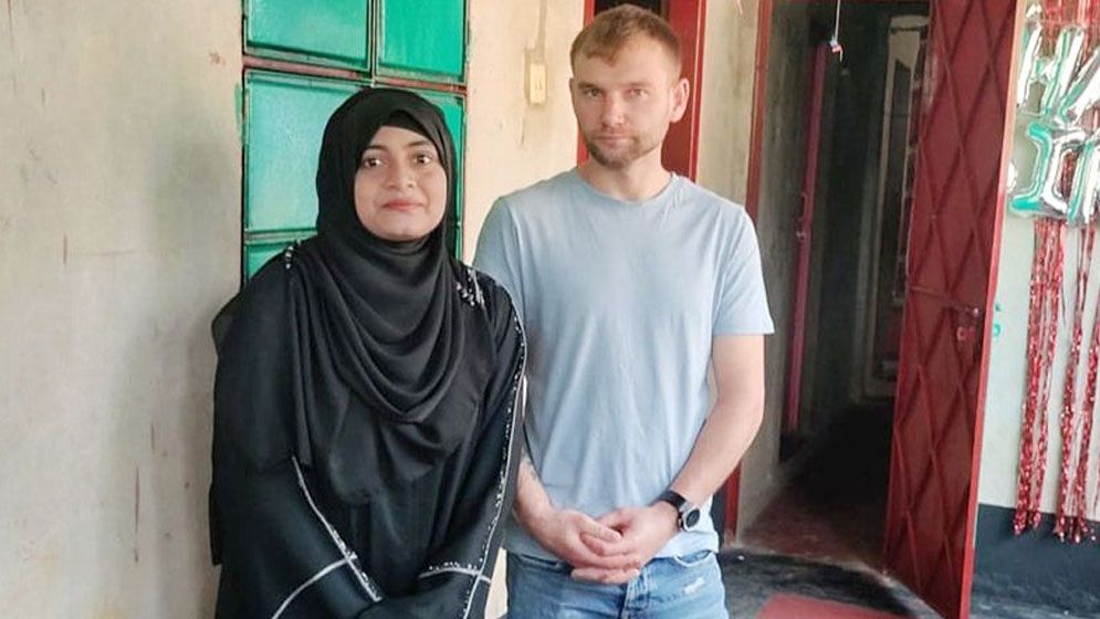 প্রেমের টানে ইউক্রেন থেকে বাংলাদেশে, ইসলাম গ্রহণ করে বিয়ে