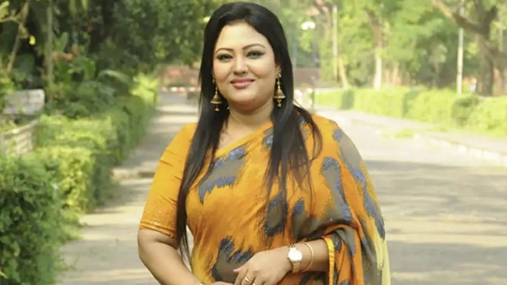 হাফ ডজন মামলা কাঁধে নিয়ে আত্মগোপনে মমতাজ