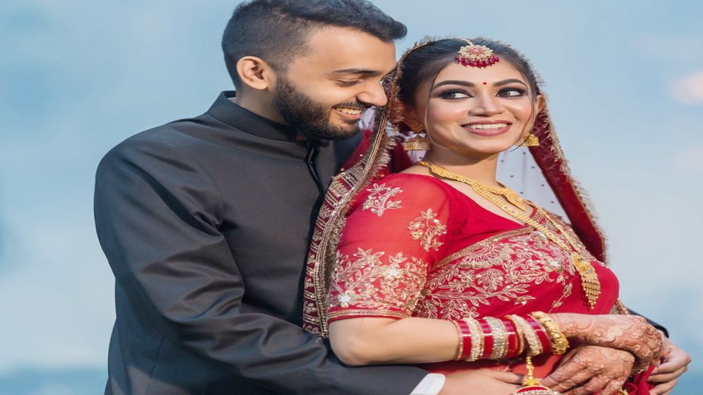 বিদায়ী বছরে বিয়ে করলেন প্রিয়ন্তী উর্বী 