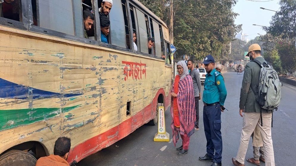 প্রায় ৮ কোটি টাকা জরিমানা, ১৪৪ ইটভাটা বন্ধ ও ১ লাখ কেজি পলিথিন জব্দ
