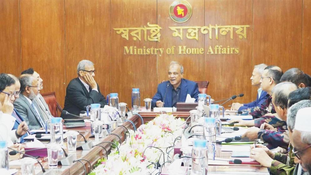 ভারতের সঙ্গে অসম চুক্তি নিয়ে আলোচনা হবে : স্বরাষ্ট্র উপদেষ্টা