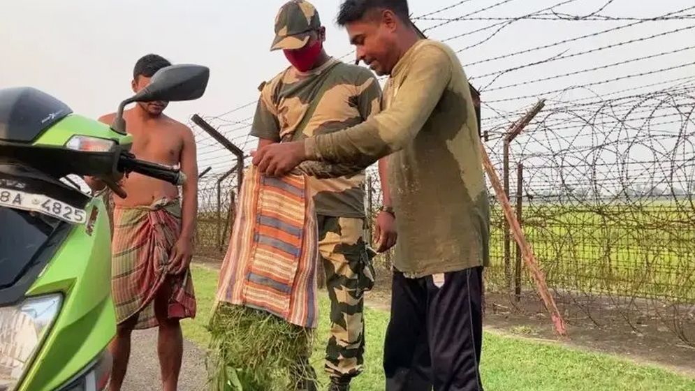 হিন্দুরা নয়, আগস্টের পর ভারতে বেশি গেছেন মুসলিমরা