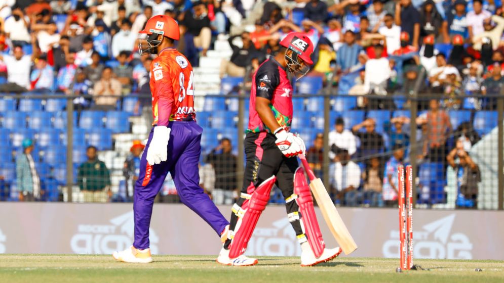 পারিশ্রমিক বিতর্ক পেছনে ফেলে দুর্দান্ত জয় রাজশাহীর