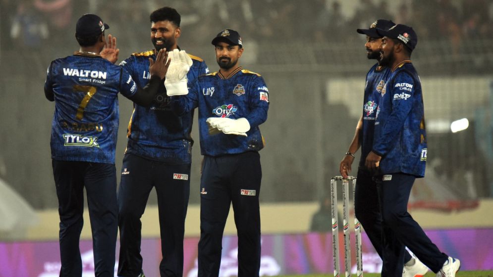 ঢাকাকে ব্যাটিংয়ে পাঠালো চিটাগং, বাদ লিটন