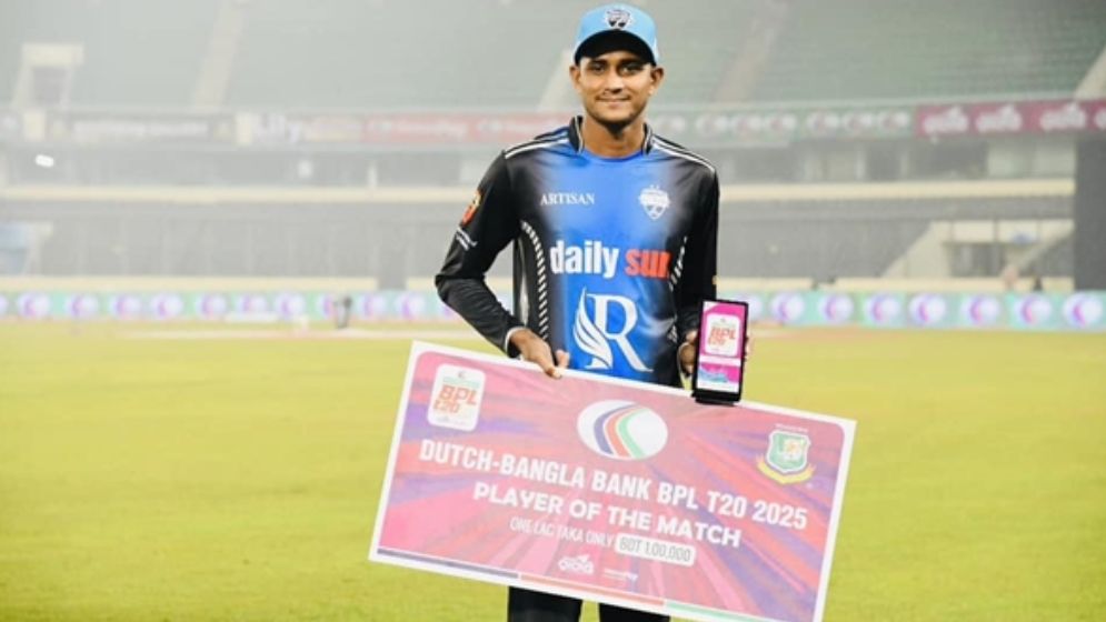 পিএসএলে দল পেলেন নাহিদ রানা