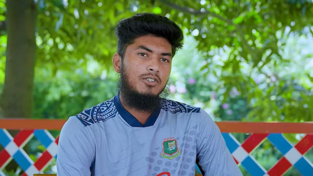 পিএসএলে দল পেলেন রিশাদও
