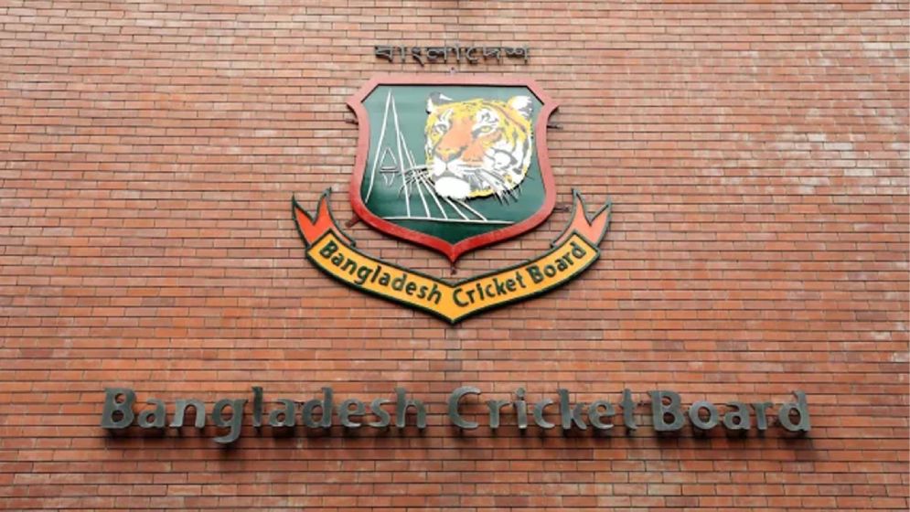 অনির্দিষ্টকালের জন্য ক্রিকেট বয়কটের ঘোষণা ক্লাবগুলোর