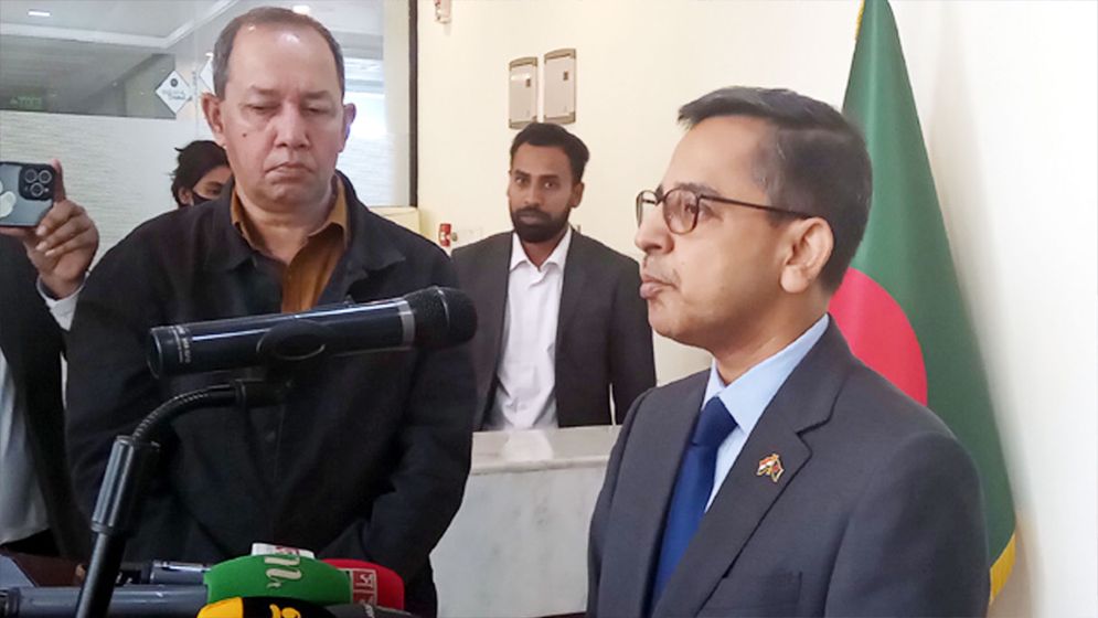 সীমান্তে বেড়া নির্মাণে বাংলাদেশের সহযোগিতা আশা করে ভারত: প্রণয় ভার্মা