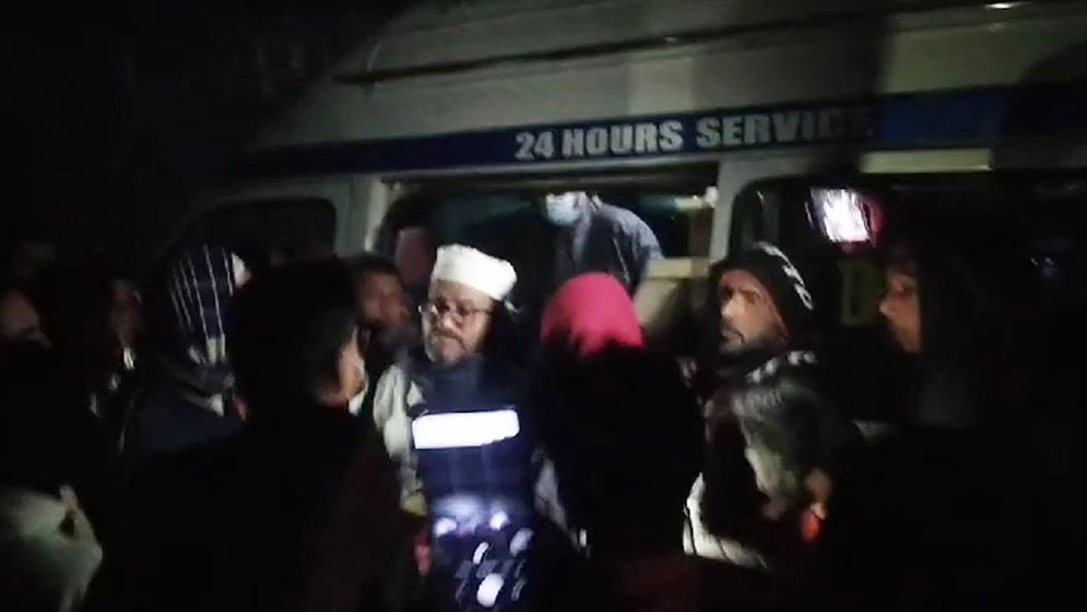 সাভারে নিহত বাবা-মা-ছেলের দাফন সম্পন্ন হলো টাঙ্গাইলে