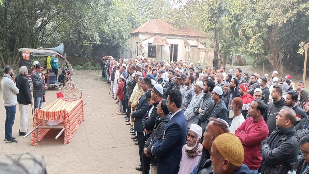 মানিকগঞ্জ প্রেসক্লাবের আহ্বায়কের বাবা আর নেই