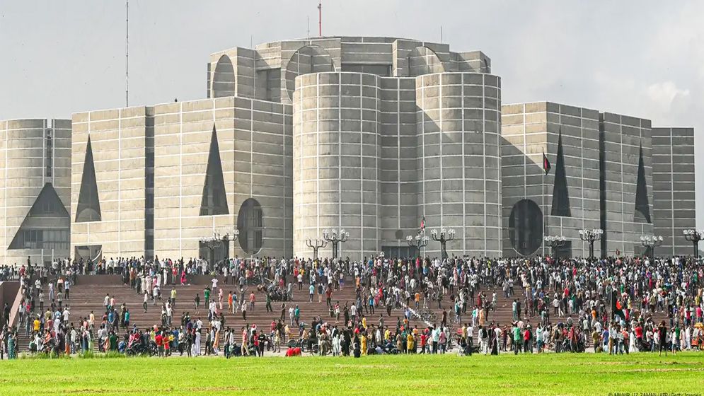 ফিরে দেখা ২০২৪ : শাসনের পরিবর্তন, স্বস্তি কতটুকু?