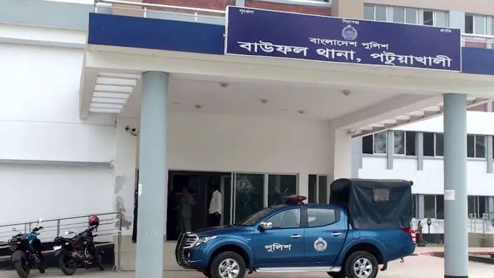 বাউফলে বিধবা নারীর ঝুলন্ত লাশ উদ্ধার