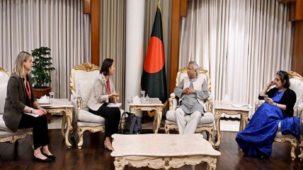 প্রধান উপদেষ্টার কাছে হিউম্যান রাইটস ওয়াচের প্রতিবেদন হস্তান্তর, যা উঠে এলো