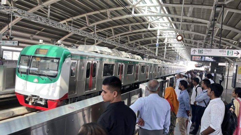 মেট্রোরেল চলাচল স্বাভাবিক