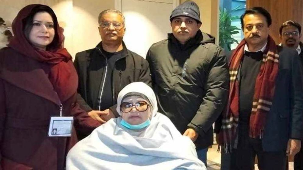 লন্ডনে খালেদা জিয়ার শারীরিক অবস্থা সম্পর্কে সবশেষ যা জানা যাচ্ছে
