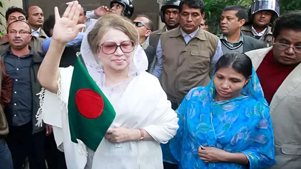 লন্ডনে খালেদা জিয়ার সফরসঙ্গী কে এই ফাতেমা