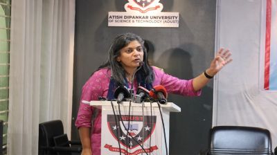 বাংলাদেশের নির্বাচনে তাড়াহুড়ো বিপজ্জনক হতে পারে: রূপা হক