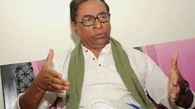 সরকার রাজনৈতিক দলকে কিছুটা এড়িয়ে চলছে : সাইফুল হক