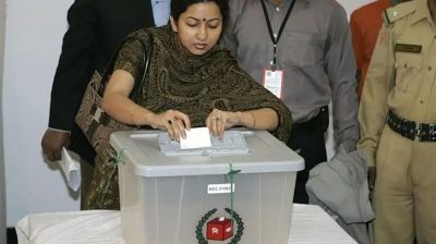 ভোটার হওয়ার বয়স ১৭ বছর হলে কী প্রভাব পড়তে পারে আগামী নির্বাচনে?