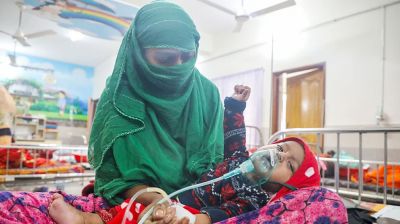 ঠান্ডায় ভিড় বাড়ছে শিশু হাসপাতালে