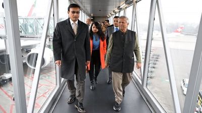 সুইজারল্যান্ডে পৌঁছেছেন প্রধান উপদেষ্টা