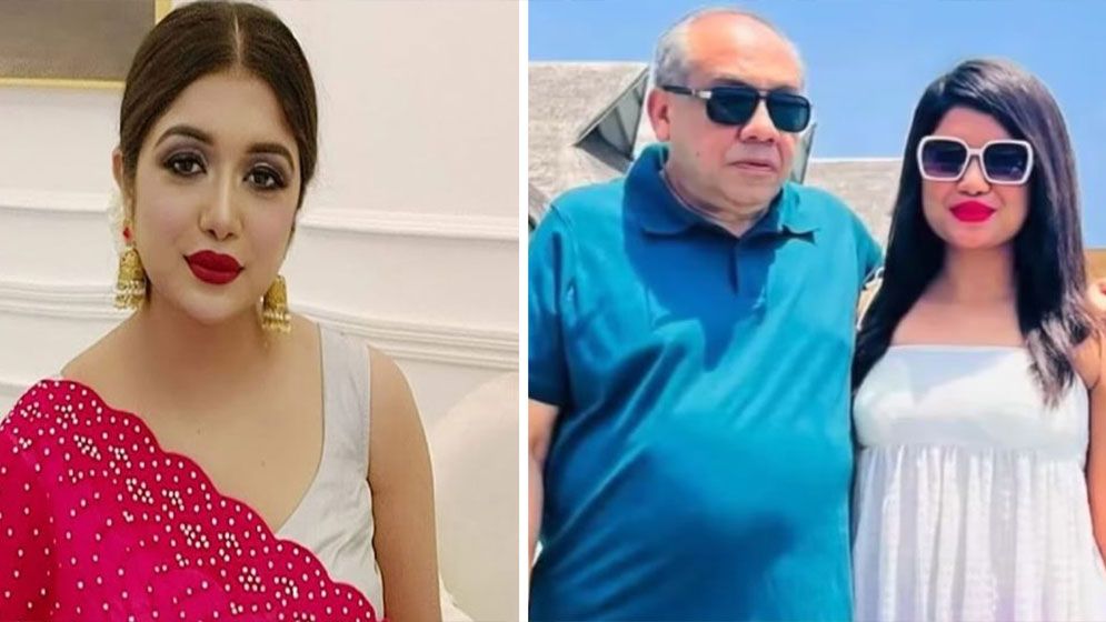 সেইম ফ্লাইটে আমরা দুজন, কিন্তু আমি সিটে বসে আর তুমি...
