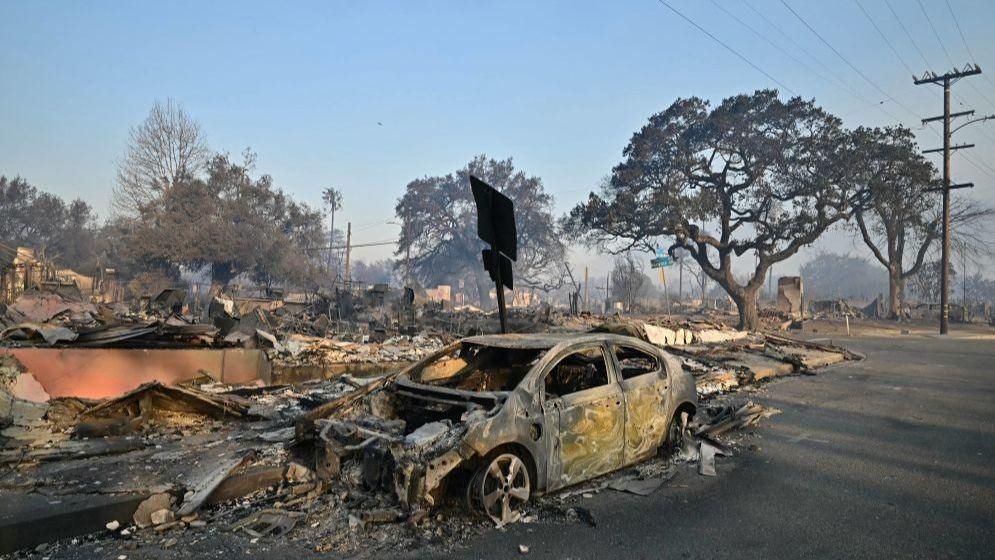 লস অ্যাঞ্জেলসে দাবানলে নিহত ১১, অবকাঠামো ধ্বংস ১০ হাজার 