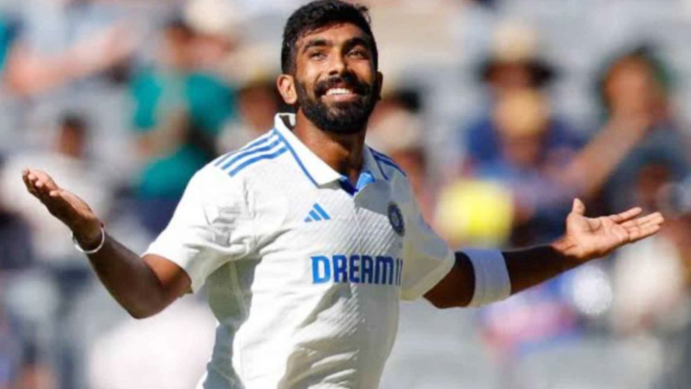 মাঠ ছেড়েছেন বুমরাহ, শঙ্কা ভারত শিবিরে