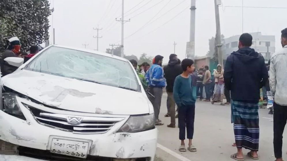 রূপগঞ্জে সড়কে প্রাণ গেলো ৩ জনের