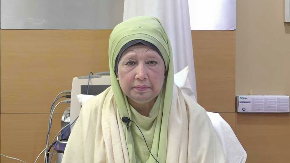 লন্ডনে পৌঁছেছেন খালেদা জিয়া