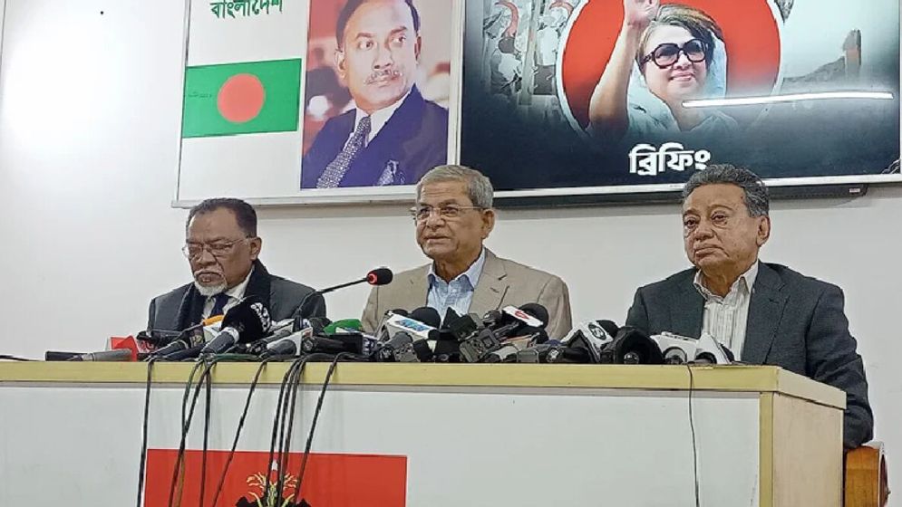 ভ্যাট না বাড়িয়ে খরচ কমান, সরকারকে ফখরুল
