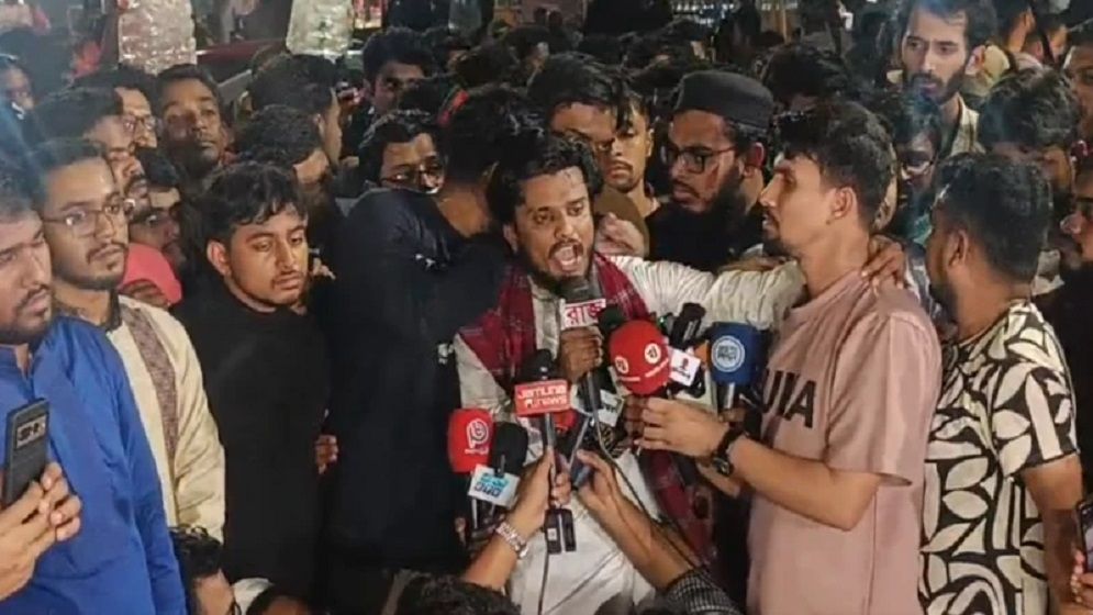 গাজীপুরের ঘটনায় শহিদ কাশেমের জানাজা, আ'লীগ নিষিদ্ধে শাহবাগে কফিন মিছিল