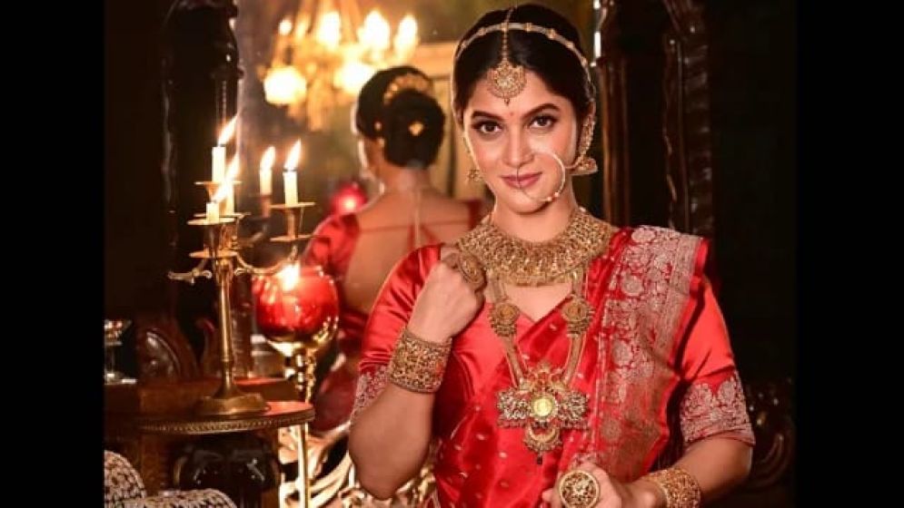 ভালোবাসা দিবসে ১১ সিনেমা হলে মিথিলা