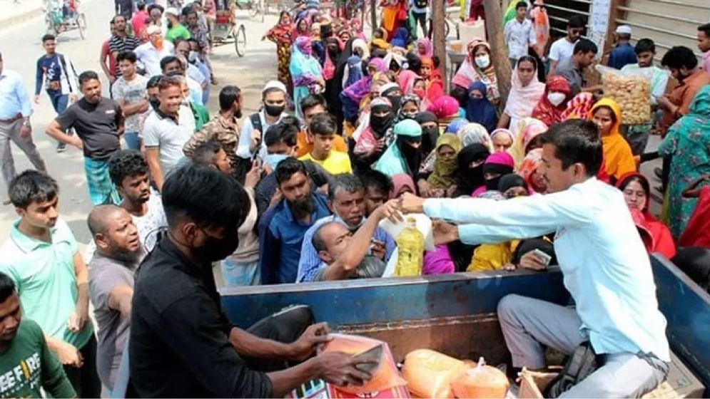 ট্রাকে টিসিবির পণ্য বিক্রি শুরু আজ থেকে