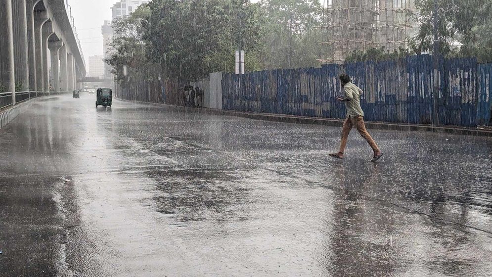 তাপমাত্রা নিয়ে নতুন বার্তা, বজ্রসহ বৃষ্টির পূর্বাভাস