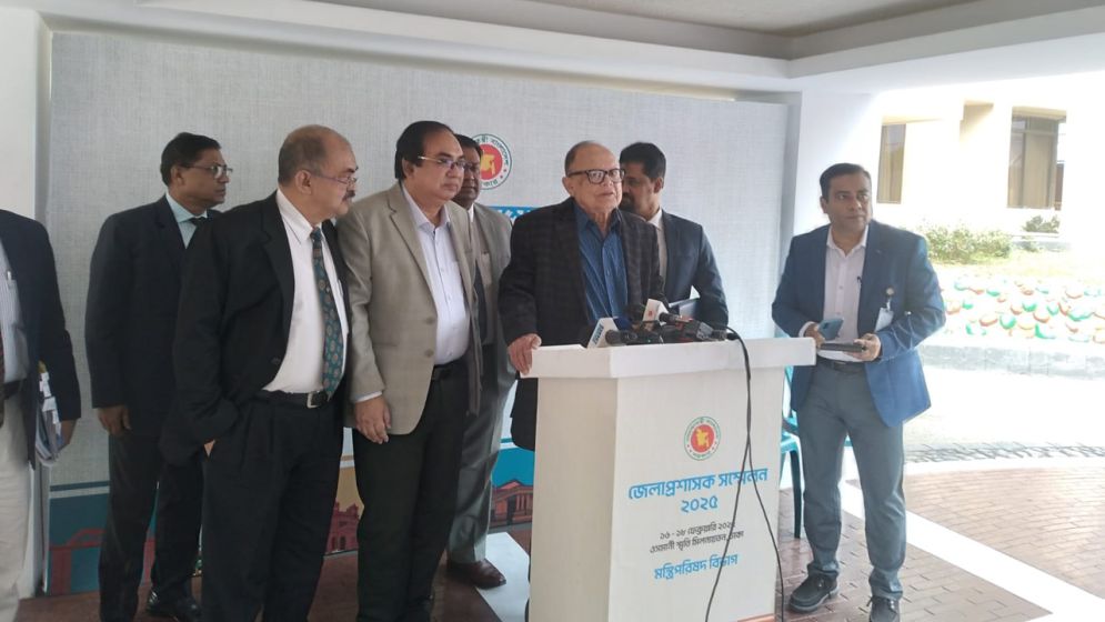 রমজানে খাদ্যশস্য বিতরণ সুশৃঙ্খল করতে নির্দেশ ডিসিদের