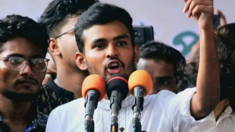আয়নাঘর নিয়ে নির্লজ্জ অবস্থান নিচ্ছে ফ্যাসিবাদীরা: উপদেষ্টা আসিফ