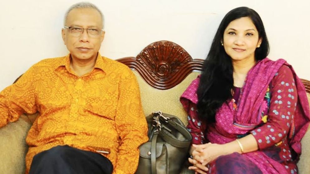 স্ত্রীসহ সাবেক প্রেস সচিব নাঈমুল ইসলাম খানের আয়কর নথি জব্দ