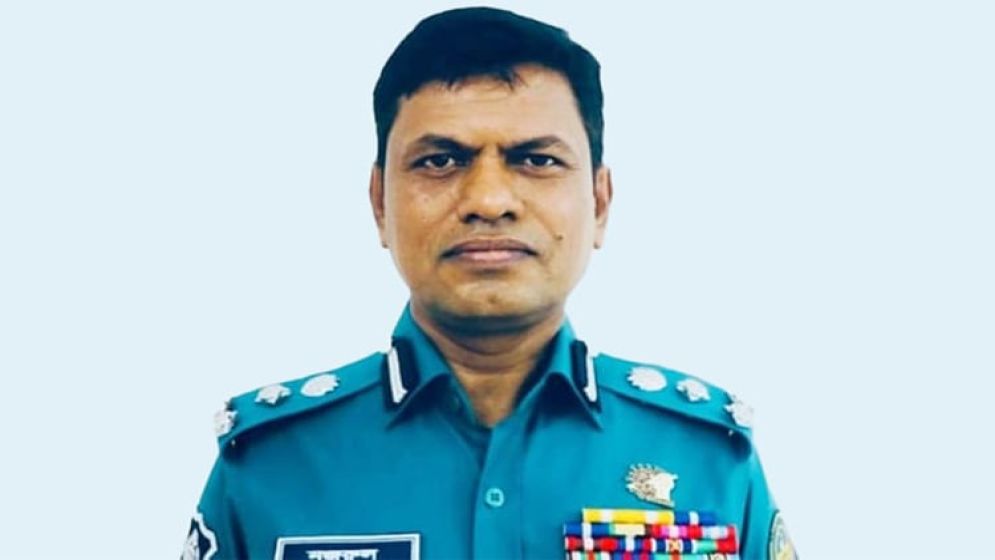 গাজীপুরের সাবেক কমিশনার মোল্যা নজরুল রিমান্ডে