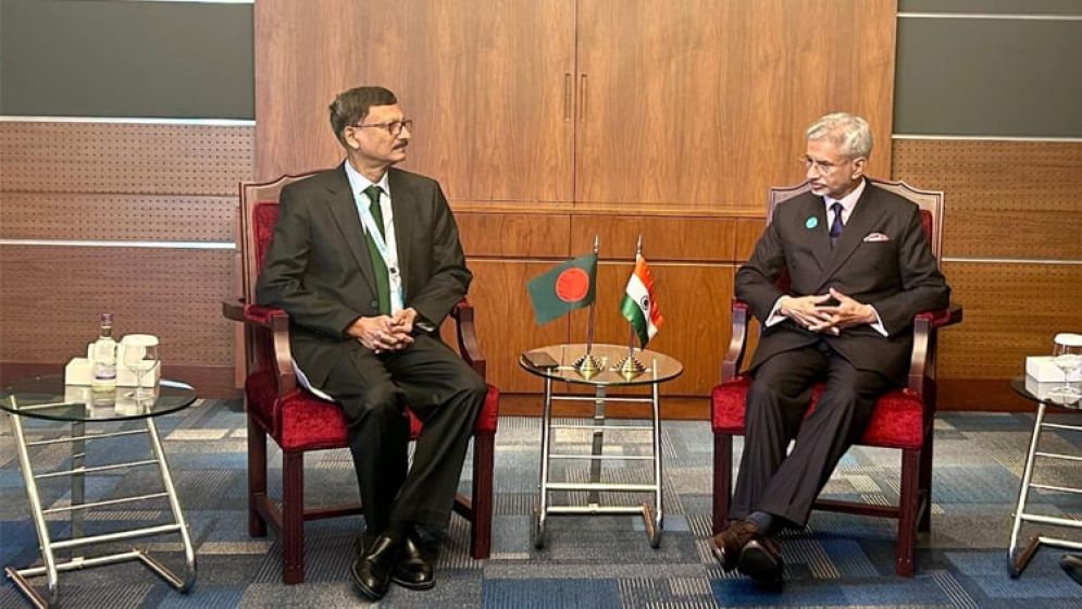 তৌহিদ-জয়শঙ্কর বৈঠক: চ্যালেঞ্জ মোকাবিলায় একযোগে কাজের ওপর গুরুত্বারোপ