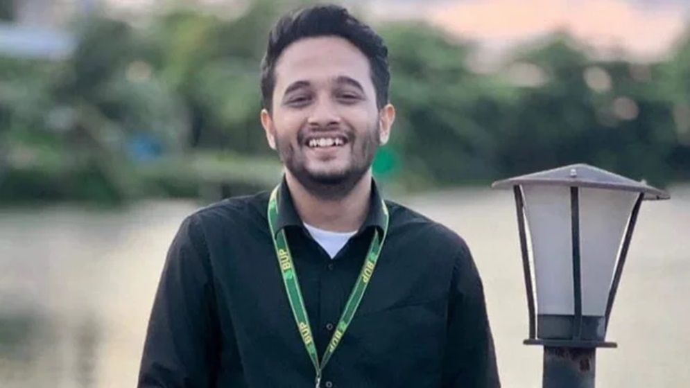 মীর মুগ্ধের মাথায় উচ্চ ক্ষমতাসম্পন্ন রাইফেল থেকে গুলি করা হয়েছিল