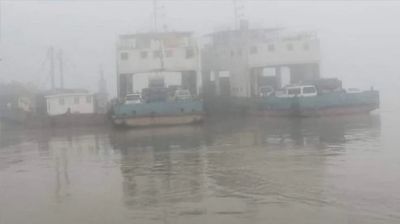 ঘন কুয়াশায় দৌলতদিয়া-পাটুরিয়া নৌরুটে ফেরি বন্ধ