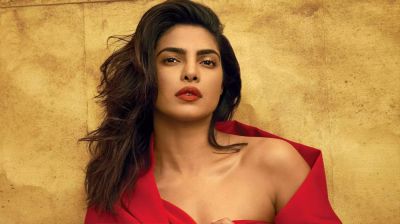 যে কারণে বলিউড ছাড়তে চেয়েছিলেন প্রিয়াঙ্কা চোপড়া