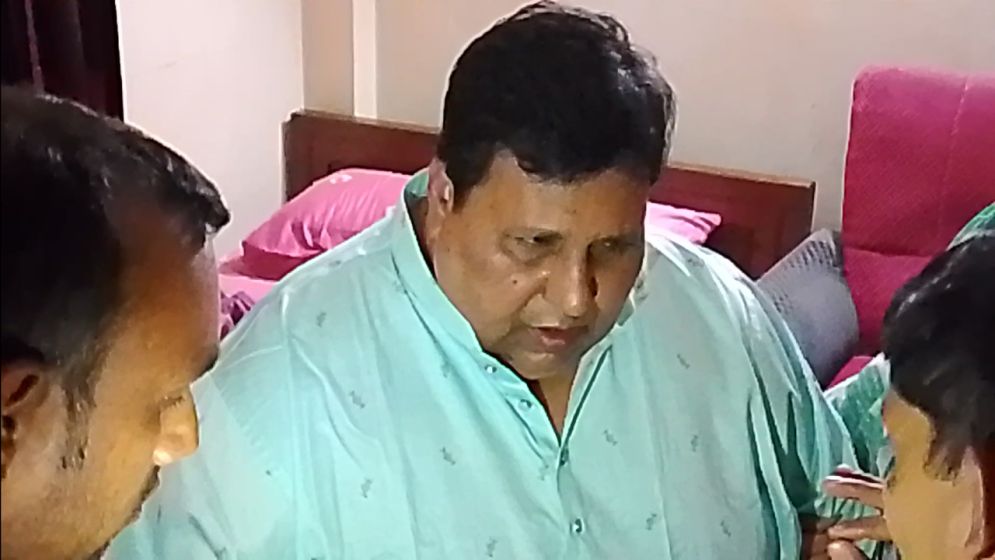 স্ত্রীসহ কারাগারে সাবেক এমপি চয়ন