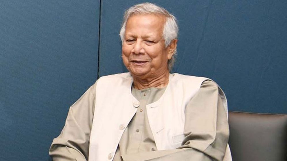 দেশে ফিরলেন প্রধান উপদেষ্টা