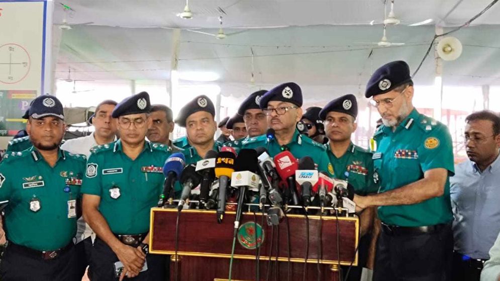 ঈদের ছুটিতে ঢাকায় নিশ্ছিদ্র নিরাপত্তা, মাঠে থাকবে ৫০০ পেট্রোল টিম