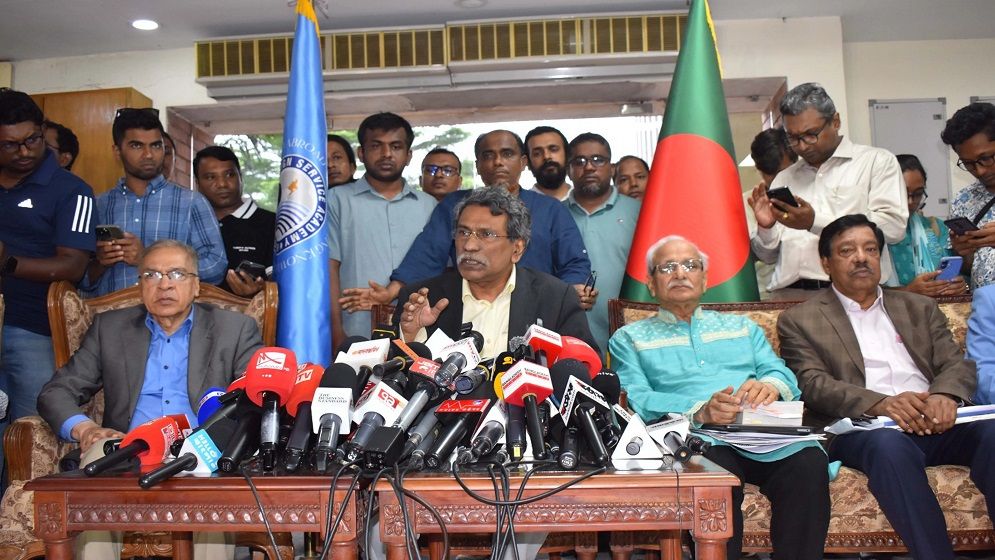 প্রায় সব দলই রাষ্ট্রপতি নির্বাচন পদ্ধতি পরিবর্তনে আগ্রহী: অধ্যাপক আলী রীয়াজ